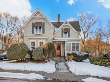 41 Walnut St., Hudson, Massachusetts, 3 Bedrooms Bedrooms, 10 Rooms Rooms,2 BathroomsBathrooms,Residential,For Sale,Walnut St.,73468629