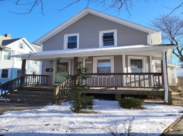 33 Lansing Pl, Springfield, Massachusetts, 3 Bedrooms Bedrooms, 6 Rooms Rooms,1 BathroomBathrooms,Residential,For Sale,Lansing Pl,73463202