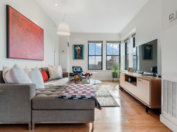 2 Rollins Street, Boston, Massachusetts, 2 Bedrooms Bedrooms, 6 Rooms Rooms,2 BathroomsBathrooms,Residential,For Sale,Rollins Street,73473704