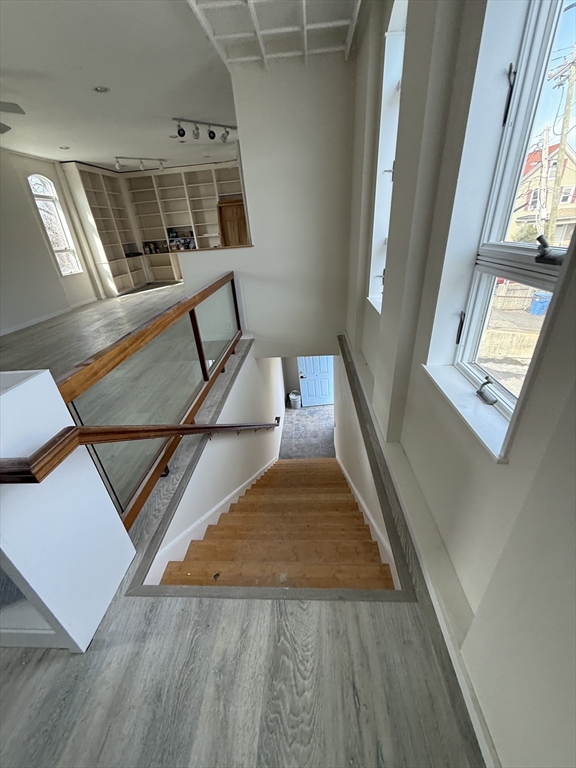 359 Lowell, Somerville, Massachusetts, 4 Bedrooms Bedrooms, 7 Rooms Rooms,4 BathroomsBathrooms,Residential Lease,For Rent,Lowell,73487430