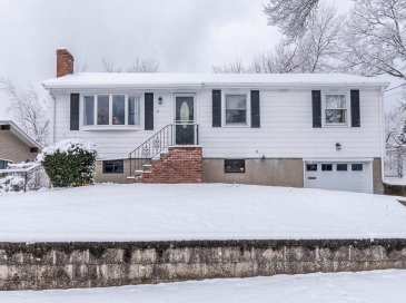 6 Snow Ln, Dedham, Massachusetts, 3 Bedrooms Bedrooms, 7 Rooms Rooms,1.5 BathroomsBathrooms,Residential,For Sale,Snow Ln,73470205 6 Snow Ln, Dedham, Massachusetts, 3 Bedrooms Bedrooms, 7 Rooms Rooms,1.5 BathroomsBathrooms,Residential,For Sale,Snow Ln,73470205
