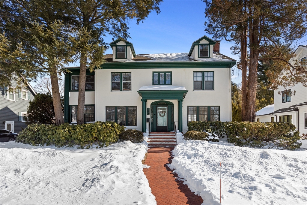 100 Bradford Street, Needham, Massachusetts, 4 Bedrooms Bedrooms, 9 Rooms Rooms,2.5 BathroomsBathrooms,Residential,For Sale,Bradford Street,73480376