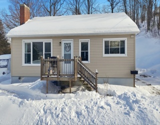 40 Victory Ter, Adams, Massachusetts, 3 Bedrooms Bedrooms, 5 Rooms Rooms,1 BathroomBathrooms,Residential,For Sale,Victory Ter,73472584