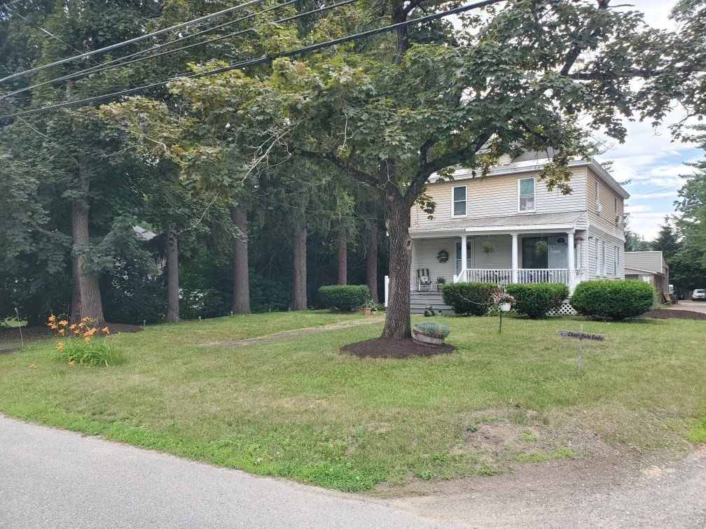 851 Lancaster St, Leominster, Massachusetts, 3 Bedrooms Bedrooms, 6 Rooms Rooms,2 BathroomsBathrooms,Residential,For Sale,Lancaster St,73423098