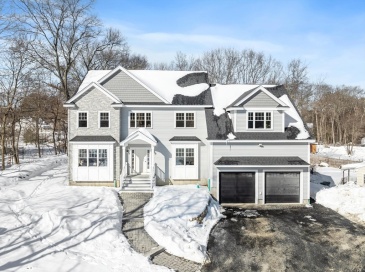 23 Wilmington Rd, Burlington, Massachusetts, 4 Bedrooms Bedrooms, 14 Rooms Rooms,3.5 BathroomsBathrooms,Residential,For Sale,Wilmington Rd,73476548