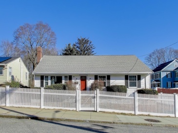 76 Dale St, Boston, Massachusetts, 3 Bedrooms Bedrooms, 5 Rooms Rooms,1 BathroomBathrooms,Residential,For Sale,Dale St,73470715