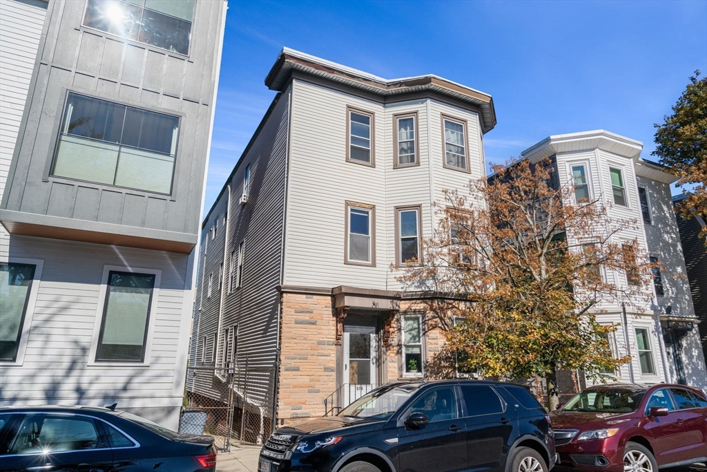 574 East 3rd Street, Boston, Massachusetts, 9 Bedrooms Bedrooms, 18 Rooms Rooms,3 BathroomsBathrooms,Residential Income,For Sale,East 3rd Street,73448723