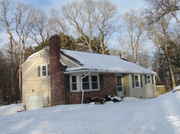 460 Front Street, Weymouth, Massachusetts, 3 Bedrooms Bedrooms, 6 Rooms Rooms,2 BathroomsBathrooms,Residential Lease,For Rent,Front Street,73480716