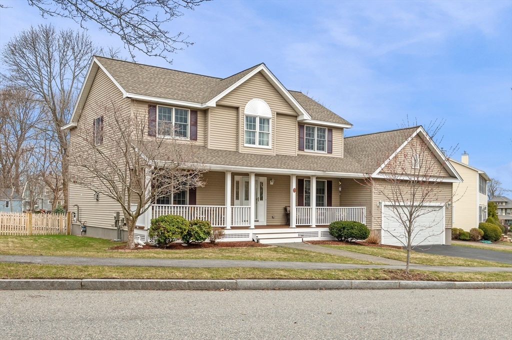 7 Hilltop Drive, Peabody, Massachusetts, 3 Bedrooms Bedrooms, 7 Rooms Rooms,2.5 BathroomsBathrooms,Residential,For Sale,Hilltop Drive,73493994