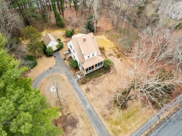 53 Elmwood Rd, Wellesley, Massachusetts, 3 Bedrooms Bedrooms, 8 Rooms Rooms,1.5 BathroomsBathrooms,Residential,For Sale,Elmwood Rd,73494065