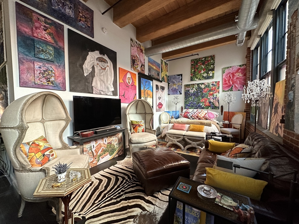 319 A St, Boston, Massachusetts, 1 Room Rooms,1 BathroomBathrooms,Residential Lease,For Rent,A St,73494083