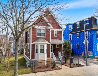 77 Cedar, Boston, Massachusetts, 3 Bedrooms Bedrooms, 7 Rooms Rooms,1.5 BathroomsBathrooms,Residential Lease,For Rent,Cedar,73494241