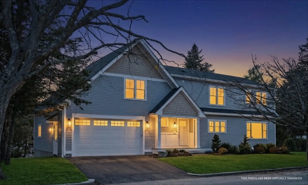 204 Green St, Marblehead, Massachusetts, 5 Bedrooms Bedrooms, 14 Rooms Rooms,3.5 BathroomsBathrooms,Residential,For Sale,Green St,73494254