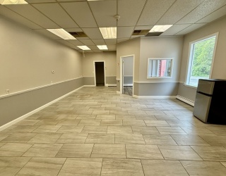 112 Haverhill St, North Reading, Massachusetts, ,Commercial Lease,For Rent,Haverhill St,73378636