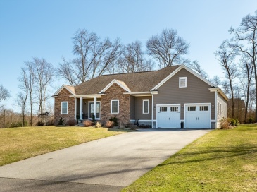 95 Winslow Way, Swansea, Massachusetts, 3 Bedrooms Bedrooms, 6 Rooms Rooms,2 BathroomsBathrooms,Residential,For Sale,Winslow Way,73349864