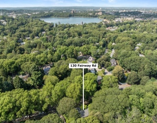 130 Fairway Rd, Brookline, Massachusetts, 3 Bedrooms Bedrooms, 6 Rooms Rooms,2 BathroomsBathrooms,Residential,For Sale,Fairway Rd,73490119