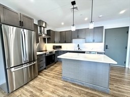 21 Summer St, Natick, Massachusetts, 1 Bedroom Bedrooms, 3 Rooms Rooms,1 BathroomBathrooms,Residential Lease,For Rent,Summer St,73494317