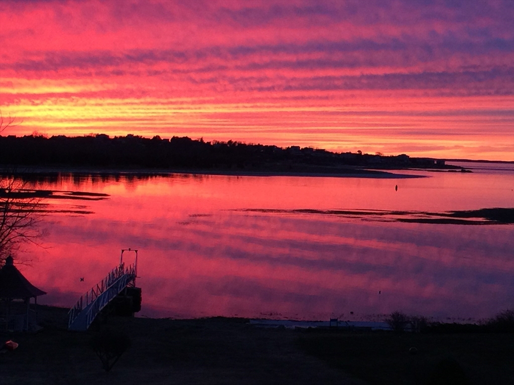 630 Washington Street, Gloucester, Massachusetts, 3 Bedrooms Bedrooms, 6 Rooms Rooms,2 BathroomsBathrooms,Residential Lease,For Rent,Washington Street,73494509