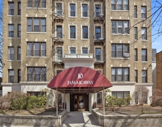 10 Jamaicaway, Boston, Massachusetts, 1 Bedroom Bedrooms, 3 Rooms Rooms,1 BathroomBathrooms,Residential,For Sale,Jamaicaway,73494512