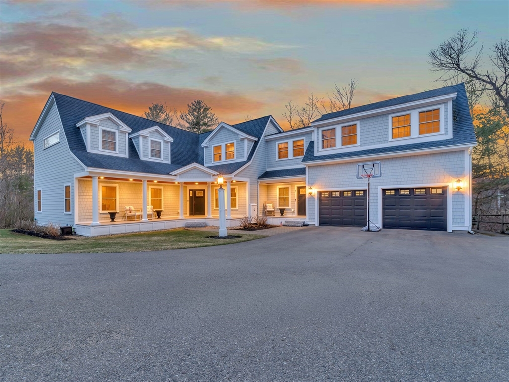 87 Porter Rd, Andover, Massachusetts, 4 Bedrooms Bedrooms, 8 Rooms Rooms,4 BathroomsBathrooms,Residential,For Sale,Porter Rd,73494536