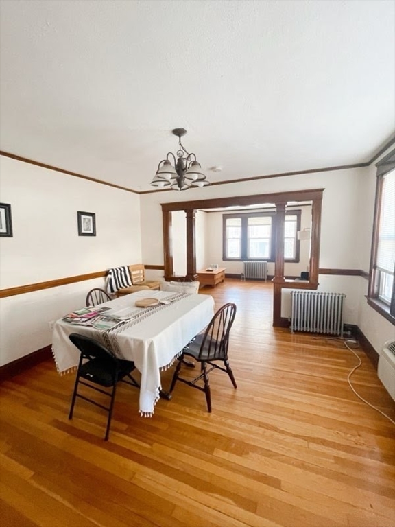 125 Pleasant St, Watertown, Massachusetts, 3 Bedrooms Bedrooms, 7 Rooms Rooms,1.5 BathroomsBathrooms,Residential Lease,For Rent,Pleasant St,73494482