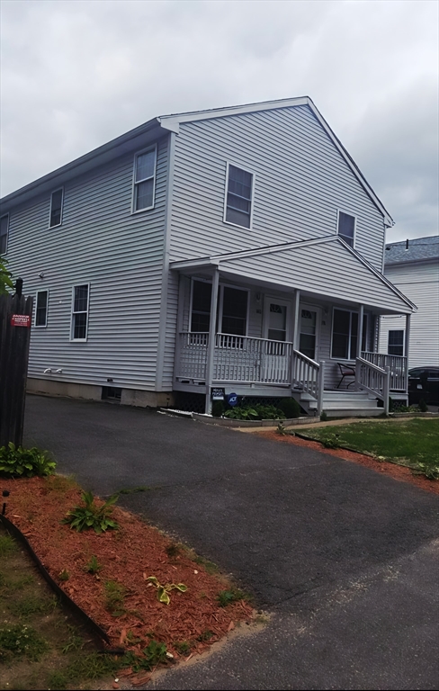 140 Cardinal St, Springfield, Massachusetts, 4 Bedrooms Bedrooms, 8 Rooms Rooms,3 BathroomsBathrooms,Residential Income,For Sale,Cardinal St,73380147