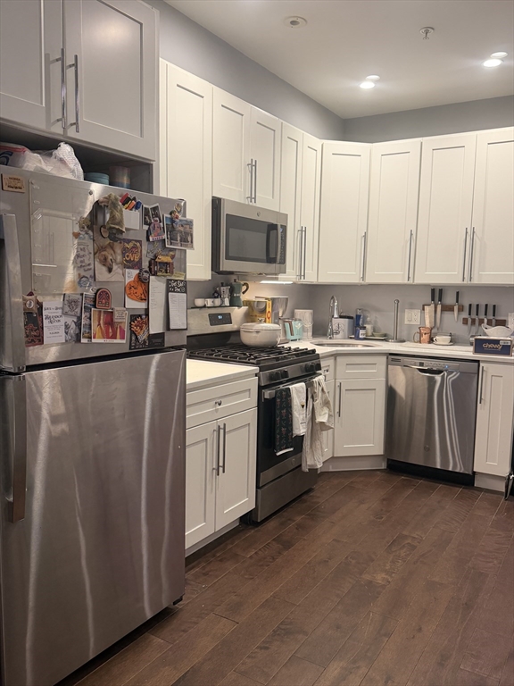 17 Mercer St., Boston, Massachusetts, 3 Bedrooms Bedrooms, 5 Rooms Rooms,2 BathroomsBathrooms,Residential Lease,For Rent,Mercer St.,73492711