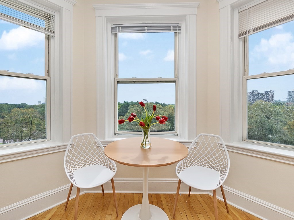 125 Park Drive, Boston, Massachusetts, 1 Bedroom Bedrooms, 5 Rooms Rooms,1 BathroomBathrooms,Residential Lease,For Rent,Park Drive,73484227