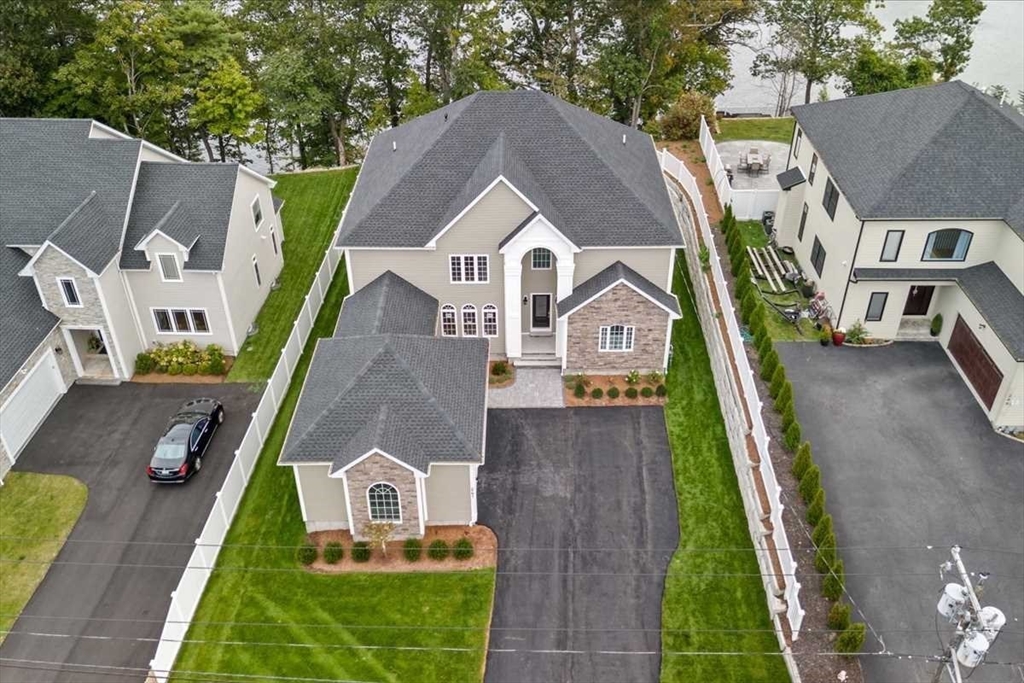 241 Lake Ave, Worcester, Massachusetts, 5 Bedrooms Bedrooms, 9 Rooms Rooms,3.5 BathroomsBathrooms,Residential,For Sale,Lake Ave,73435981