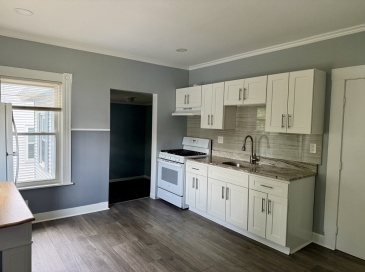 15 Church Avenue, Woburn, Massachusetts, 1 Bedroom Bedrooms, 4 Rooms Rooms,1 BathroomBathrooms,Residential Lease,For Rent,Church Avenue,73474888