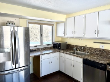 1 Autumn Lane, Amherst, Massachusetts, 3 Bedrooms Bedrooms, 5 Rooms Rooms,1.5 BathroomsBathrooms,Residential,For Sale,Autumn Lane,73474988 1 Autumn Lane, Amherst, Massachusetts, 3 Bedrooms Bedrooms, 5 Rooms Rooms,1.5 BathroomsBathrooms,Residential,For Sale,Autumn Lane,73474988