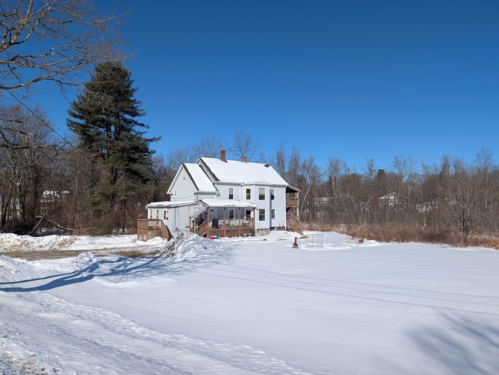 9 Turnpike Road, Montague, Massachusetts, 2 Bedrooms Bedrooms, 7 Rooms Rooms,1 BathroomBathrooms,Residential Lease,For Rent,Turnpike Road,73474028