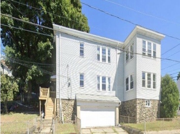 30 Lawrence St, Everett, Massachusetts, 3 Bedrooms Bedrooms, 7 Rooms Rooms,1 BathroomBathrooms,Residential Lease,For Rent,Lawrence St,73494639