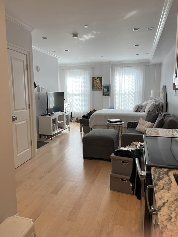 296 Beacon, Boston, Massachusetts, 2 Rooms Rooms,1 BathroomBathrooms,Residential Lease,For Rent,Beacon,73494668