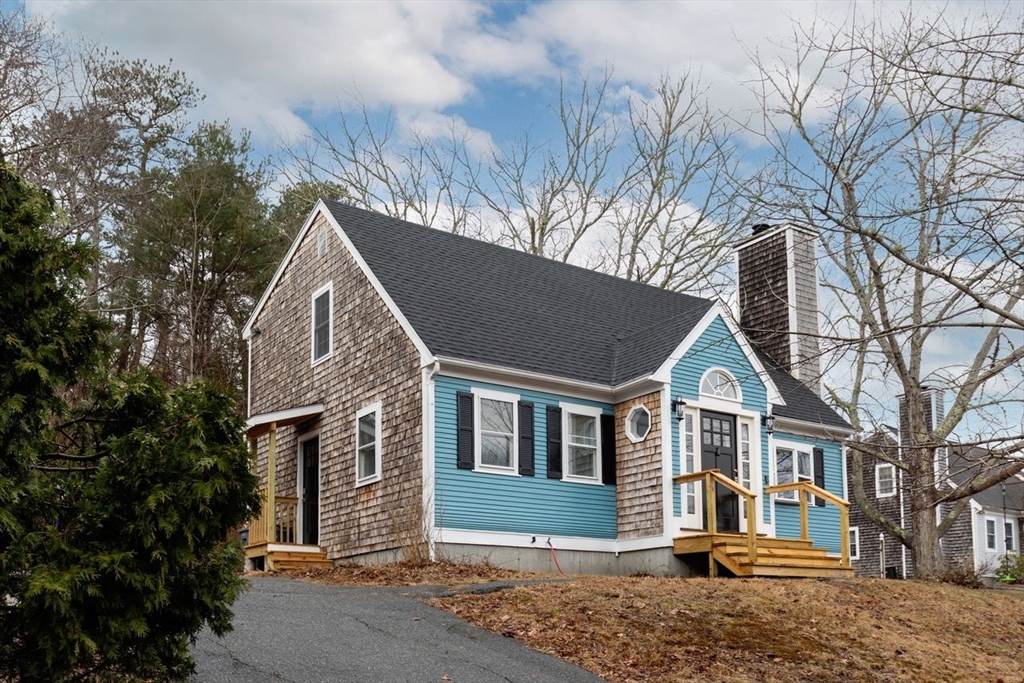 75 Henry, Plymouth, Massachusetts, 3 Bedrooms Bedrooms, 7 Rooms Rooms,1.5 BathroomsBathrooms,Residential,For Sale,Henry,73494679