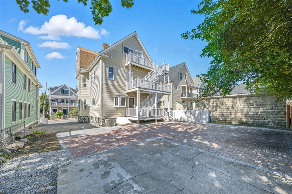 9 Curtis Street, Somerville, Massachusetts, 1 Room Rooms,Residential Lease,For Rent,Curtis Street,73494711