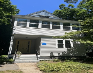 263 Auburndale Ave, Newton, Massachusetts, 4 Bedrooms Bedrooms, 9 Rooms Rooms,2 BathroomsBathrooms,Residential Lease,For Rent,Auburndale Ave,73494785