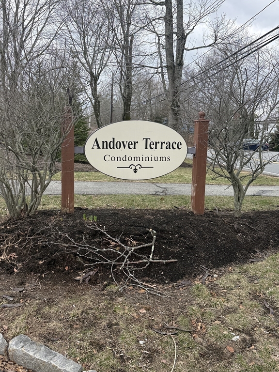 4 Longwood Drive, Andover, Massachusetts, 2 Bedrooms Bedrooms, 4 Rooms Rooms,1 BathroomBathrooms,Residential Lease,For Rent,Longwood Drive,73494780