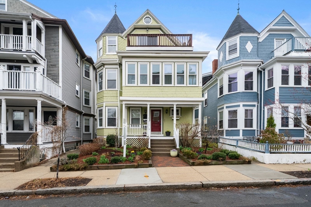 22 Jerome St, Boston, Massachusetts, 2 Bedrooms Bedrooms, 5 Rooms Rooms,1 BathroomBathrooms,Residential,For Sale,Jerome St,73494781