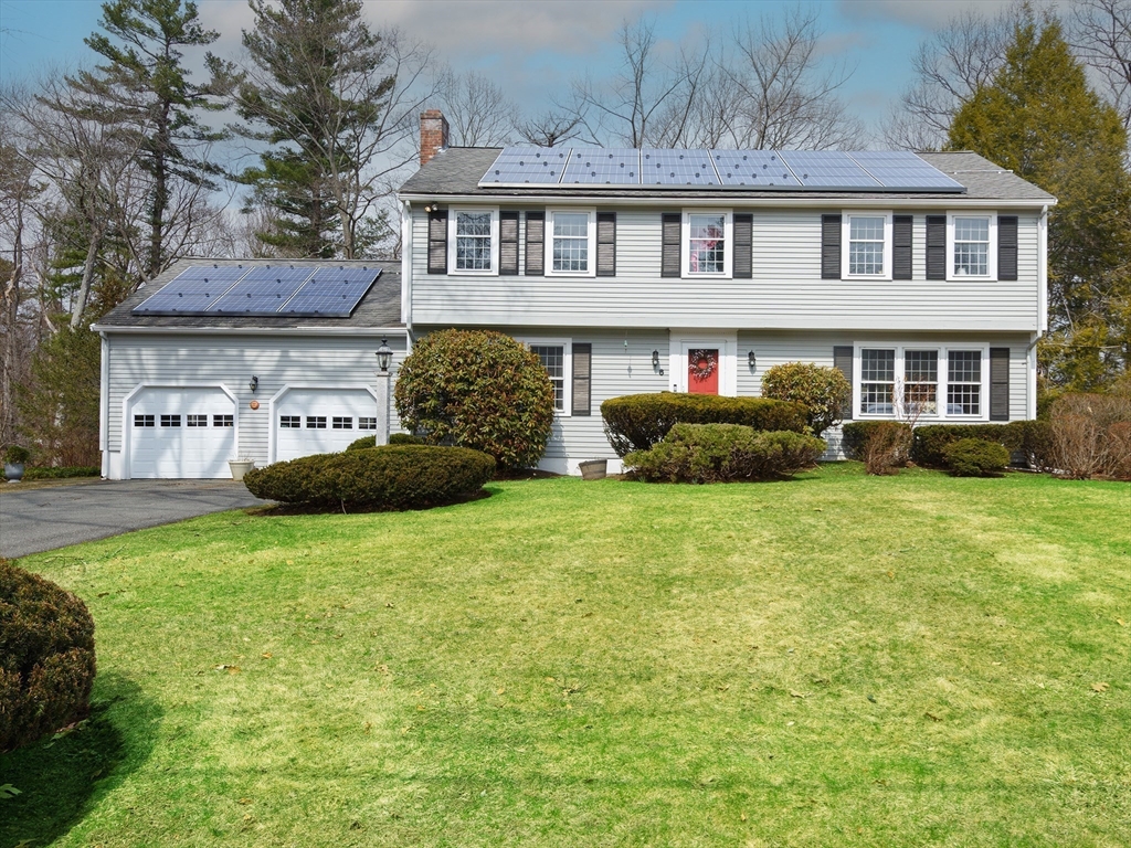 6 Barry Drive, Framingham, Massachusetts, 4 Bedrooms Bedrooms, 8 Rooms Rooms,2.5 BathroomsBathrooms,Residential,For Sale,Barry Drive,73494841