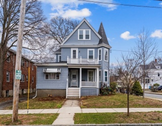 113 Elm Ave, Quincy, Massachusetts, 6 Bedrooms Bedrooms, 12 Rooms Rooms,2 BathroomsBathrooms,Residential Income,For Sale,Elm Ave,73494887