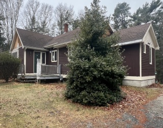50 Head Of The Bay Rd, Bourne, Massachusetts, 3 Bedrooms Bedrooms, 5 Rooms Rooms,2 BathroomsBathrooms,Residential,For Sale,Head Of The Bay Rd,73494893