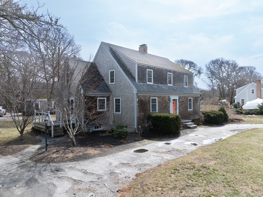 64 Pitchers Way, Barnstable, Massachusetts, 4 Bedrooms Bedrooms, 8 Rooms Rooms,2 BathroomsBathrooms,Residential,For Sale,Pitchers Way,73494918