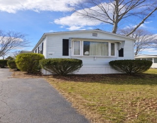 38 Acorn, Taunton, Massachusetts, 2 Bedrooms Bedrooms, 3 Rooms Rooms,1 BathroomBathrooms,Residential,For Sale,Acorn,73494923