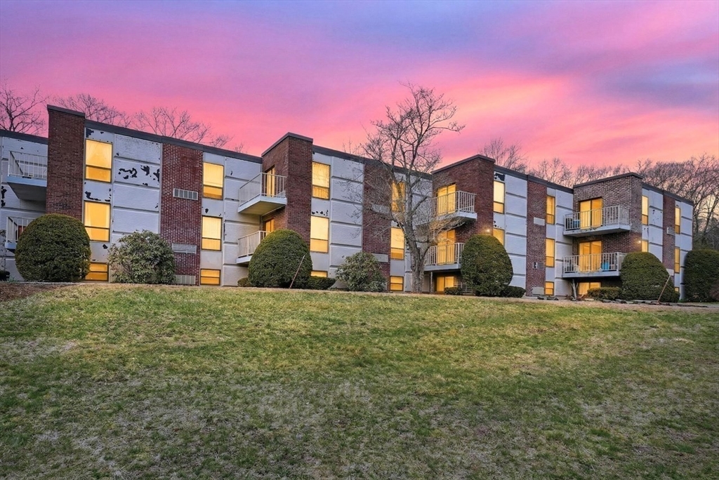 152 Turner Rd, Holliston, Massachusetts, 1 Bedroom Bedrooms, 3 Rooms Rooms,1 BathroomBathrooms,Residential,For Sale,Turner Rd,73494808