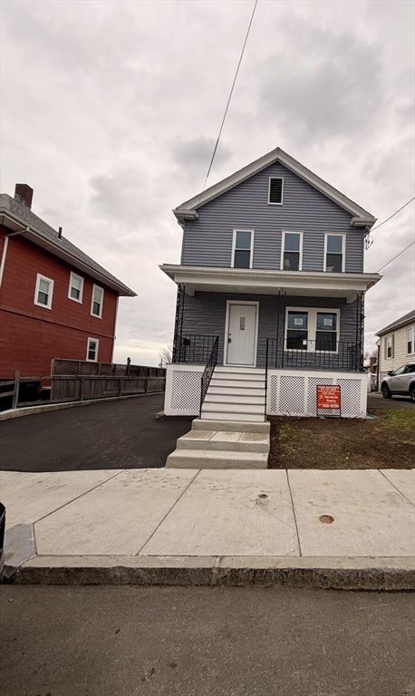 39 Howard St, Revere, Massachusetts, 3 Bedrooms Bedrooms, 6 Rooms Rooms,1.5 BathroomsBathrooms,Residential,For Sale,Howard St,73494830