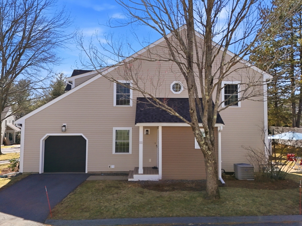 160 Pine St, Newton, Massachusetts, 2 Bedrooms Bedrooms, 5 Rooms Rooms,2.5 BathroomsBathrooms,Residential,For Sale,Pine St,73494997