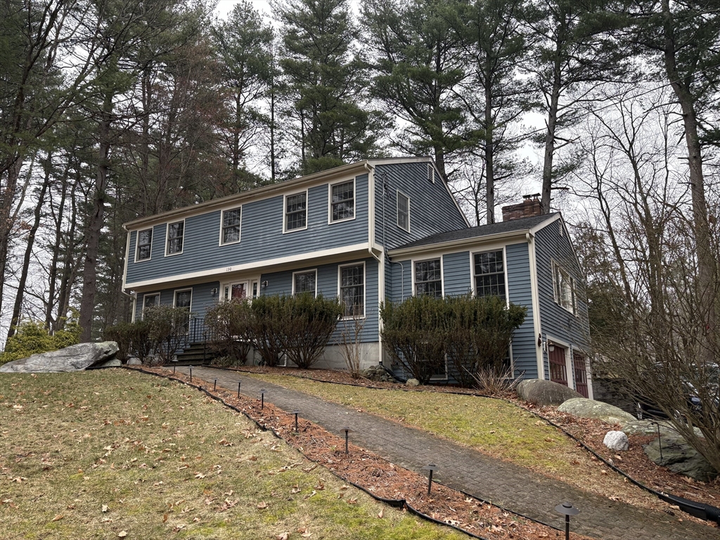 130 Arlington Street, Acton, Massachusetts, 4 Bedrooms Bedrooms, 9 Rooms Rooms,2.5 BathroomsBathrooms,Residential,For Sale,Arlington Street,73495045