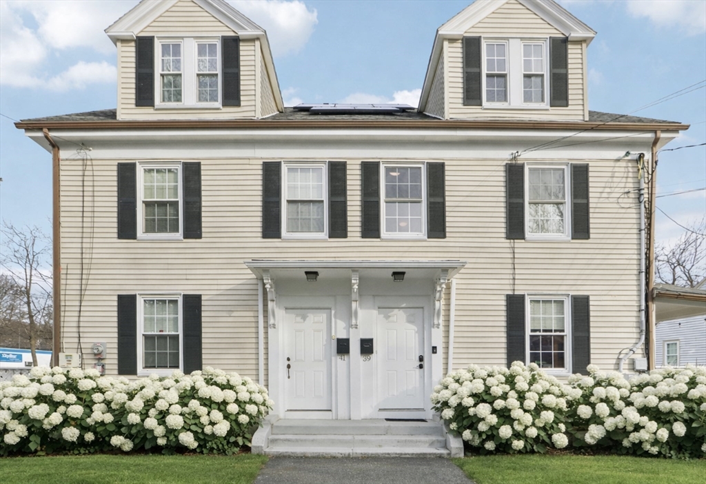 39 Forest, Arlington, Massachusetts, 2 Bedrooms Bedrooms, 5 Rooms Rooms,1 BathroomBathrooms,Residential,For Sale,Forest,73475782