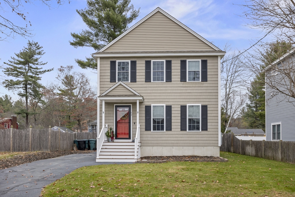 57 Lake Shore Drive North, Westford, Massachusetts, 2 Bedrooms Bedrooms, 4 Rooms Rooms,2.5 BathroomsBathrooms,Residential,For Sale,Lake Shore Drive North,73459712